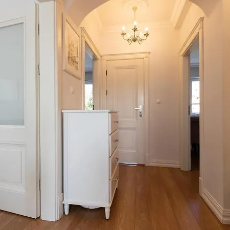 Apartment Elegant Near Old Town - Free Parking Gdansk